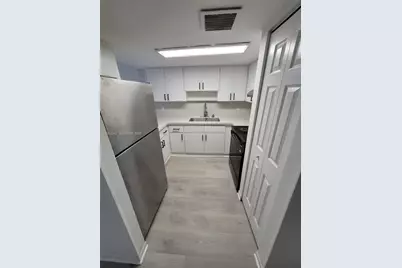 1624 NE 151st St #1624, Miami, FL 33162 - Photo 3