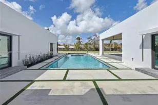 11481 SW 93 St, Miami, FL 33176 - Photo 15