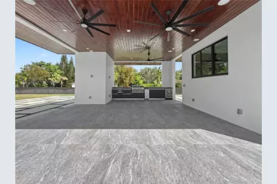 11481 SW 93 St, Miami, FL 33176 - Photo 17