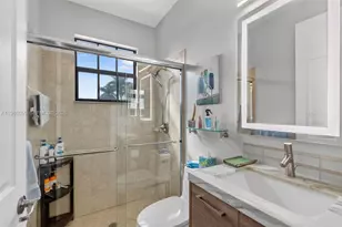 8782 NW 41st St, Cooper City, FL 33024 - Photo 31