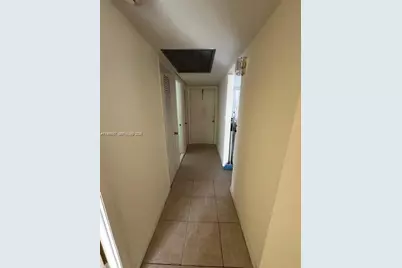 2223 Park Ln #304, Hollywood, FL 33021 - Photo 5