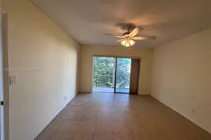 2223 Park Ln, Hollywood, FL 33021 - Photo 9