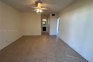 2223 Park Ln, Hollywood, FL 33021 - Photo 11