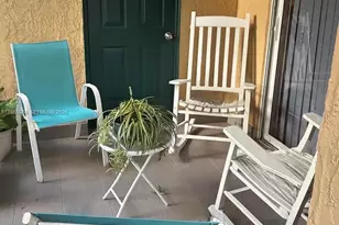 949 Riverside Dr, Coral Springs, FL 33071 - Photo 9