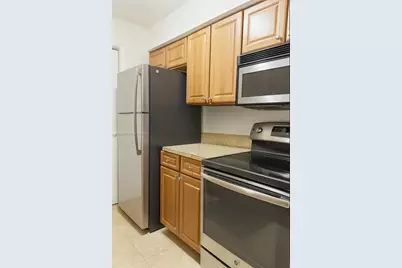 949 Riverside Drive #417, Coral Springs, FL 33071 - Photo 5