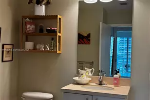 1111 SW 1st Ave, Miami, FL 33130 - Photo 27