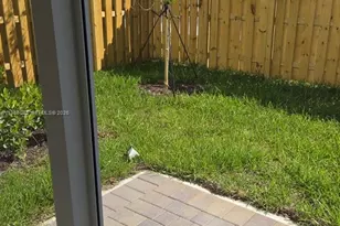 2717 SE 26th Rd, Homestead, FL 33035 - Photo 5