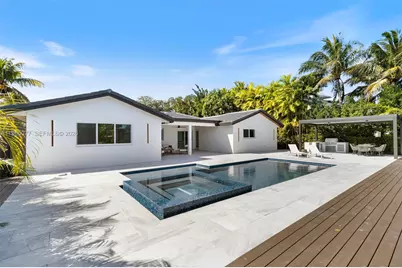 19721 NE 23rd Ave, Miami, FL 33180 - Photo 25