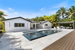 19721 NE 23rd Ave, Miami, FL 33180 - Photo 25