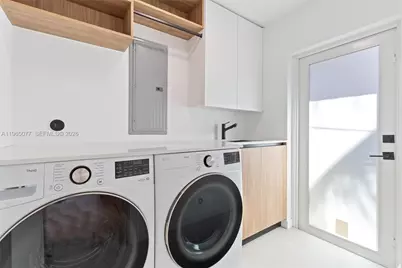 19721 NE 23rd Ave, Miami, FL 33180 - Photo 21