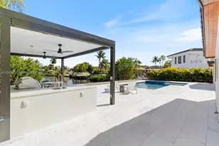 19721 NE 23rd Ave, Miami, FL 33180 - Photo 27