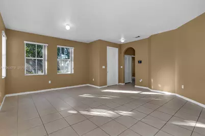 24333 SW 109th Path, Homestead, FL 33032 - Photo 9