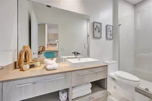 4111 S Ocean Dr, Hollywood, FL 33019 - Photo 9