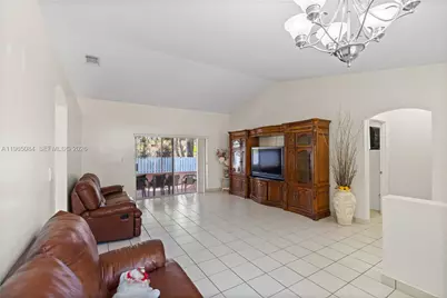 12730 SW 20th St, Miramar, FL 33027 - Photo 11