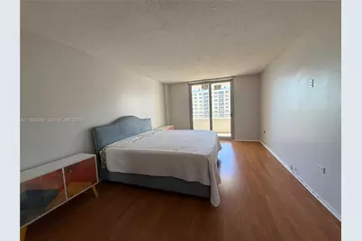 5555 Collins Ave #12Z, Miami Beach, FL 33140 - Photo 15