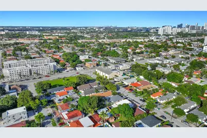 536 NW 25th Ave #B, Miami, FL 33125 - Photo 17