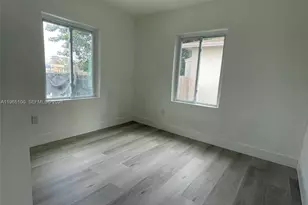 2035 NW 43rd St, Miami, FL 33142 - Photo 9