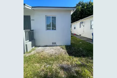 2035 NW 43rd St #2033, Miami, FL 33142 - Photo 3