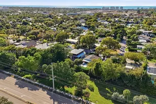 1070 13th St N, Other City - In The State Of Florida, FL 34102 - Photo 1