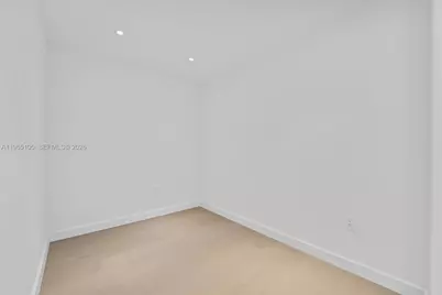 501 West Ave #3102, Miami Beach, FL 33139 - Photo 29