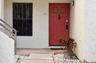 1086 N Hiatus Rd, Pembroke Pines, FL 33026 - Photo 9