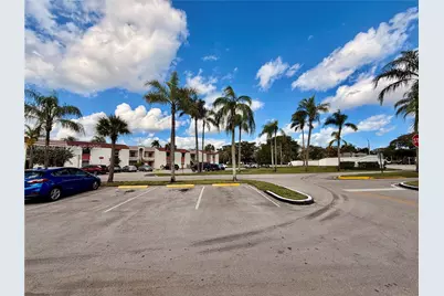1086 N Hiatus Rd #1086, Pembroke Pines, FL 33026 - Photo 7