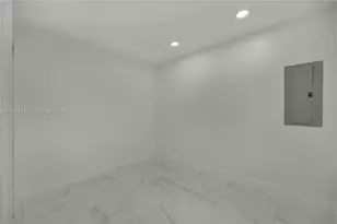 536 NW 25th Ave, Miami, FL 33125 - Photo 15