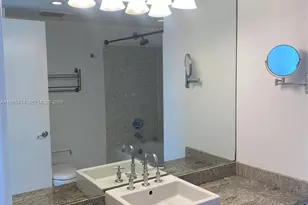 185 SW 7th St, Miami, FL 33130 - Photo 5