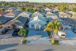 10095 NW 127th St, Hialeah Gardens, FL 33018 - Photo 35