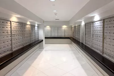 1800 N Bayshore Dr #4102, Miami, FL 33132 - Photo 29