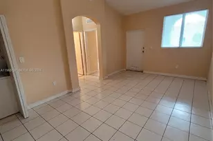 1663 SE 27th Dr, Homestead, FL 33035 - Photo 13