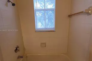 1663 SE 27th Dr, Homestead, FL 33035 - Photo 39