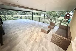 1621 SW 117th Ave, Davie, FL 33325 - Photo 29