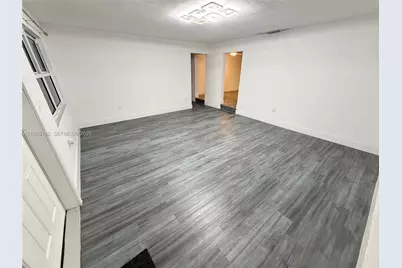 1621 SW 117th Ave, Davie, FL 33325 - Photo 5