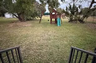 1621 SW 117th Ave, Davie, FL 33325 - Photo 31