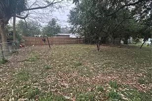 1080 NW 121st St, North Miami, FL 33168 - Photo 31