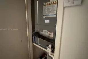 1080 NW 121st St, North Miami, FL 33168 - Photo 17