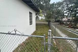 1080 NW 121st St, North Miami, FL 33168 - Photo 33