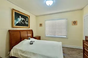 906 Genoa St, Coral Gables, FL 33134 - Photo 11