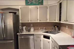 1530 NE 191st St, Miami, FL 33179 - Photo 9