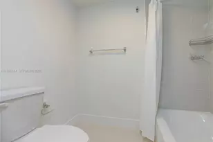 995 SW 84th Ave, Miami, FL 33144 - Photo 9