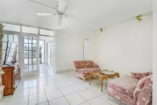 6450 Collins Ave, Miami Beach, FL 33141 - Photo 9
