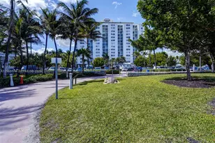 6450 Collins Ave, Miami Beach, FL 33141 - Photo 43