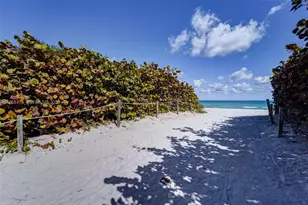 6450 Collins Ave, Miami Beach, FL 33141 - Photo 33