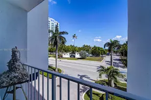 6450 Collins Ave, Miami Beach, FL 33141 - Photo 27