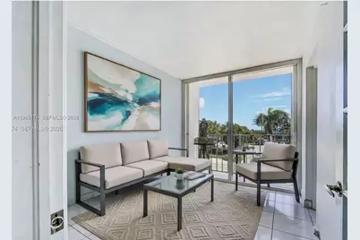 6450 Collins Ave #202, Miami Beach, FL 33141 - Photo 9