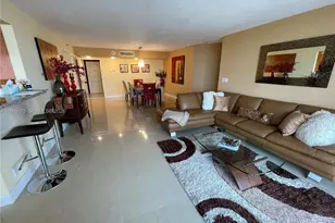 19195 NE 36th Ct, Aventura, FL 33180 - Photo 13