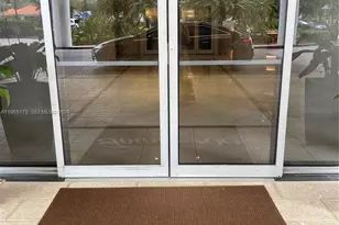 19195 NE 36th Ct, Aventura, FL 33180 - Photo 25