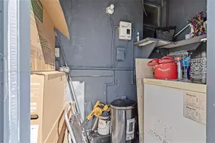 9251 Little River Blvd, Miami, FL 33147 - Photo 23