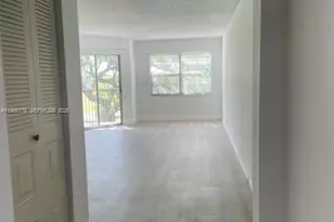 1200 SW 125th Ave, Pembroke Pines, FL 33027 - Photo 11